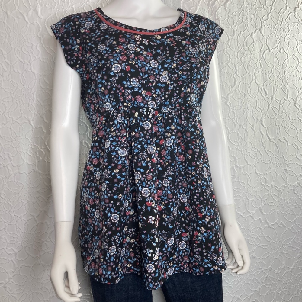 ๐คฐโจ Motherhood Maternity Floral Top โ Sweet & Comfortable Style ๐ธ๐ - Picture 3 of 12